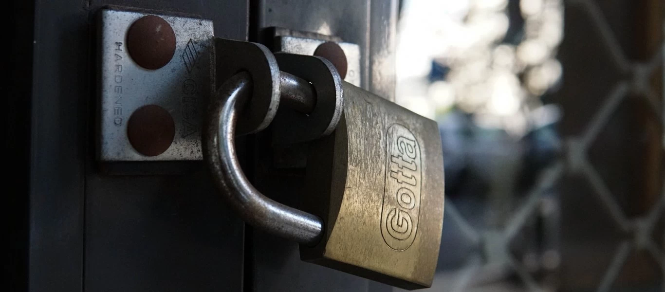 Η «μεγάλη επανεκκίνηση» ξεκίνησε για την κυβέρνηση - Στο στόχαστρο οι μικρές επιχειρήσεις: «Είναι δομικά αδύναμες»